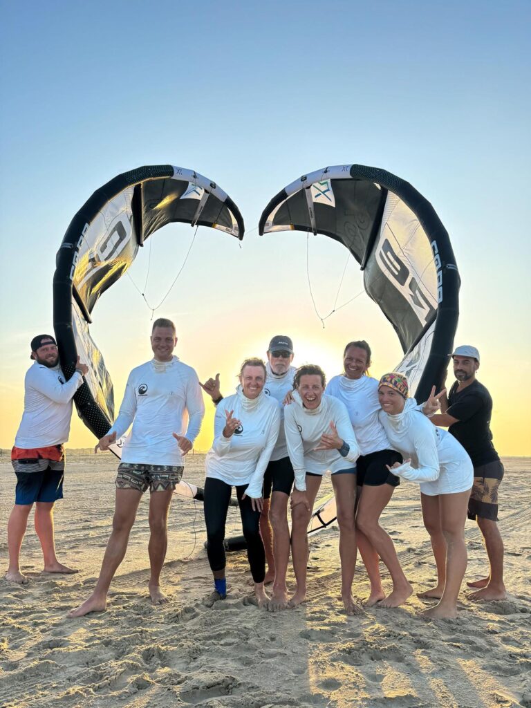 Gruppenbild Kitesafari Brasilien Community Love Core Kiteboarding